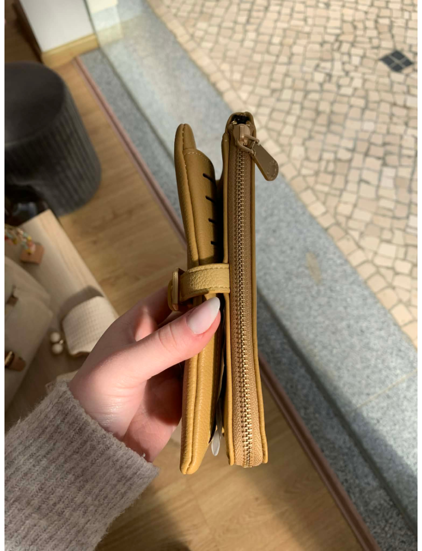 Carteira amarelo torrado