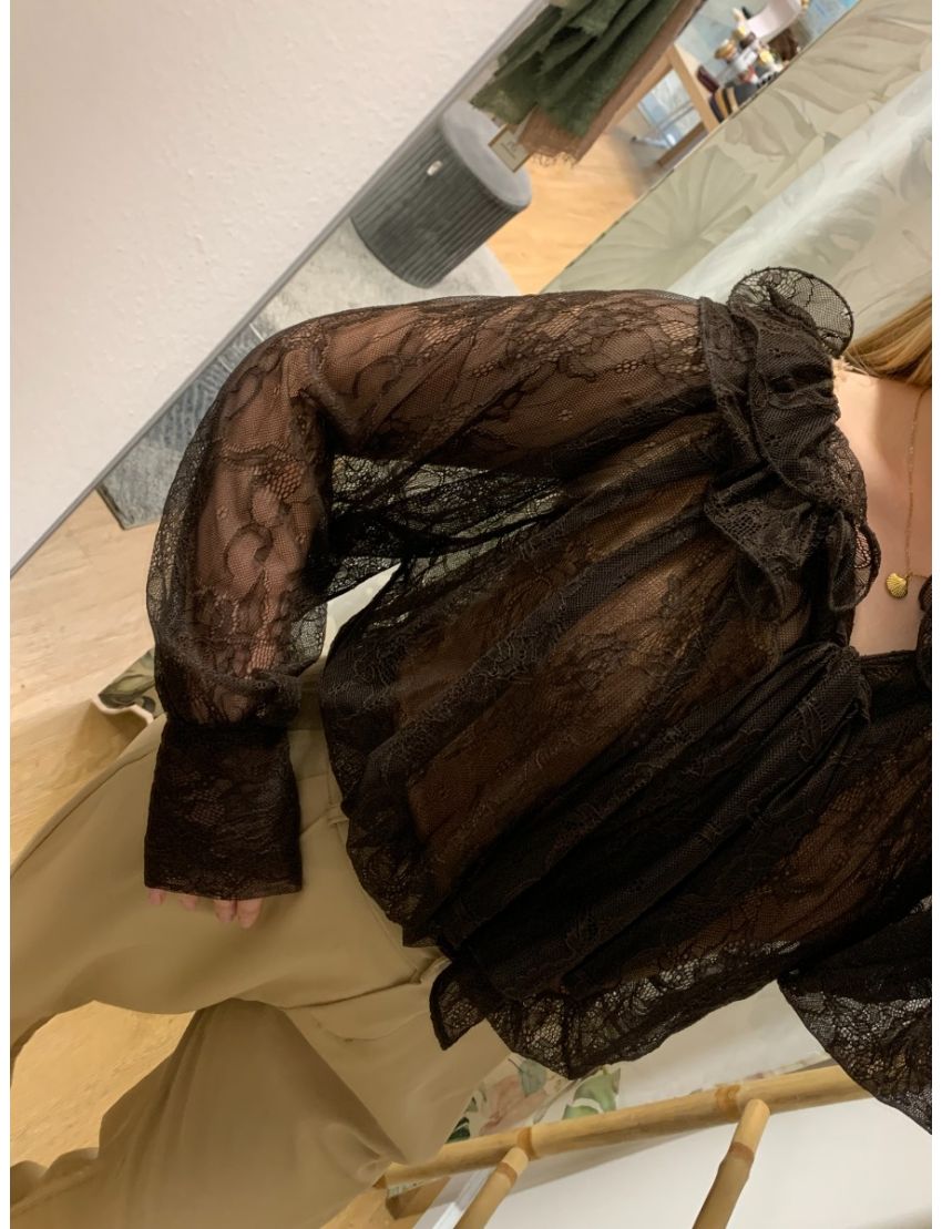 Túnica de renda suave