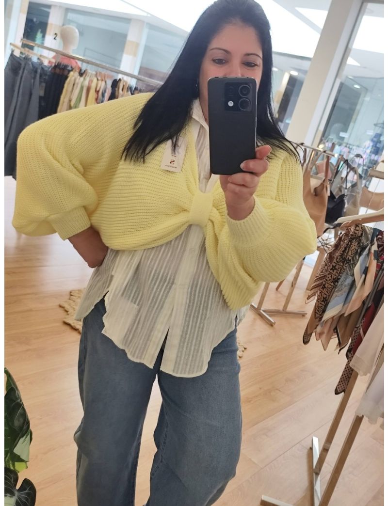 Camisola de malha amarela